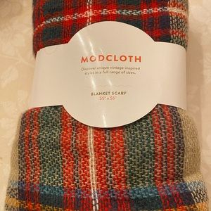 ModCloth, Blanket Scarf